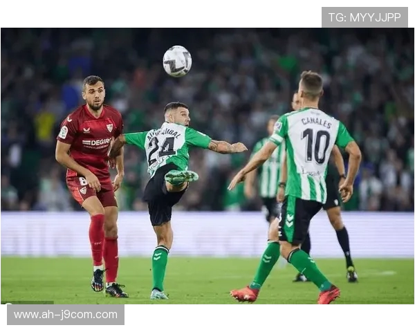 全面解析本轮焦点对决足球赛前情报深度前瞻与关键看点全局洞察辑