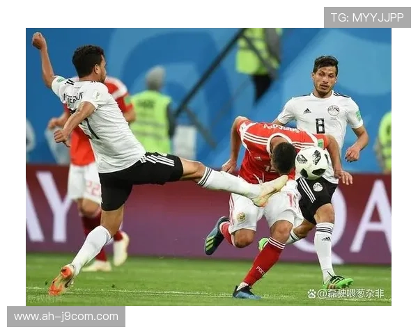 基于欧洲小学足球身体对抗特点的系统化训练策略与未来发展路径研究